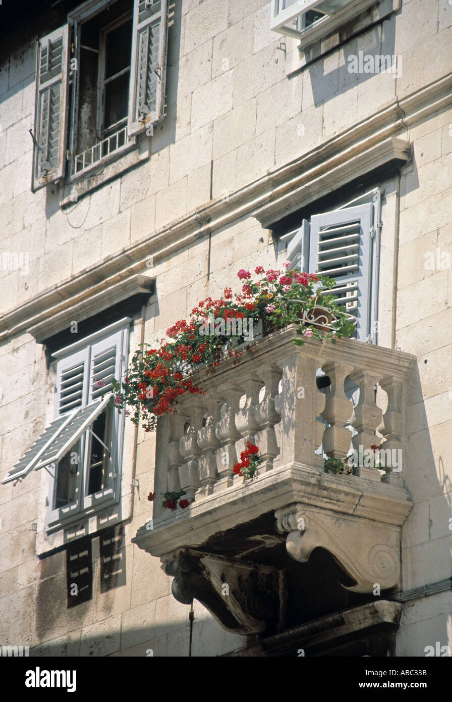 To the balcony hi-res stock photography and images - Alamy