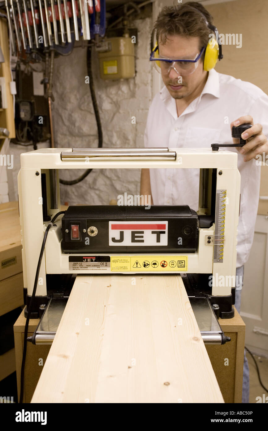 Using sale a thicknesser