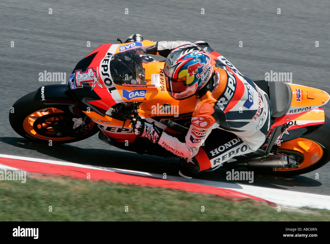 2006 World Champion Nicky Hayden riding for the Repsol Honda team in the  2007 Catalan Moto GP, Montmelo, Barcelona, Spain Stock Photo - Alamy