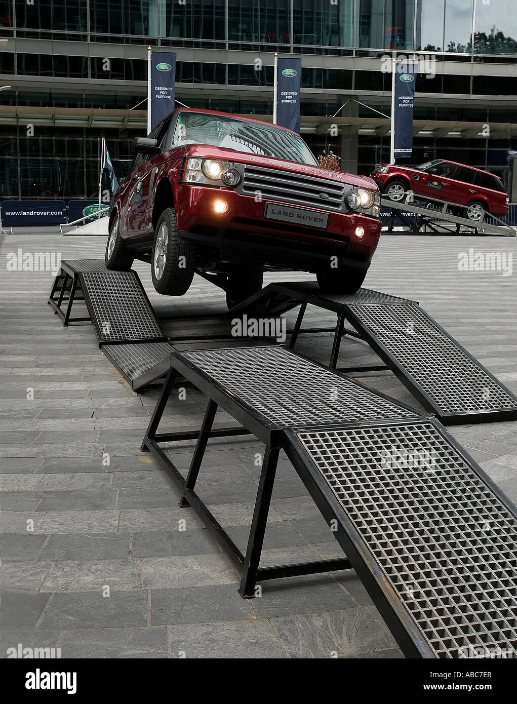 Wharf ramps hi-res stock photography and images - Alamy