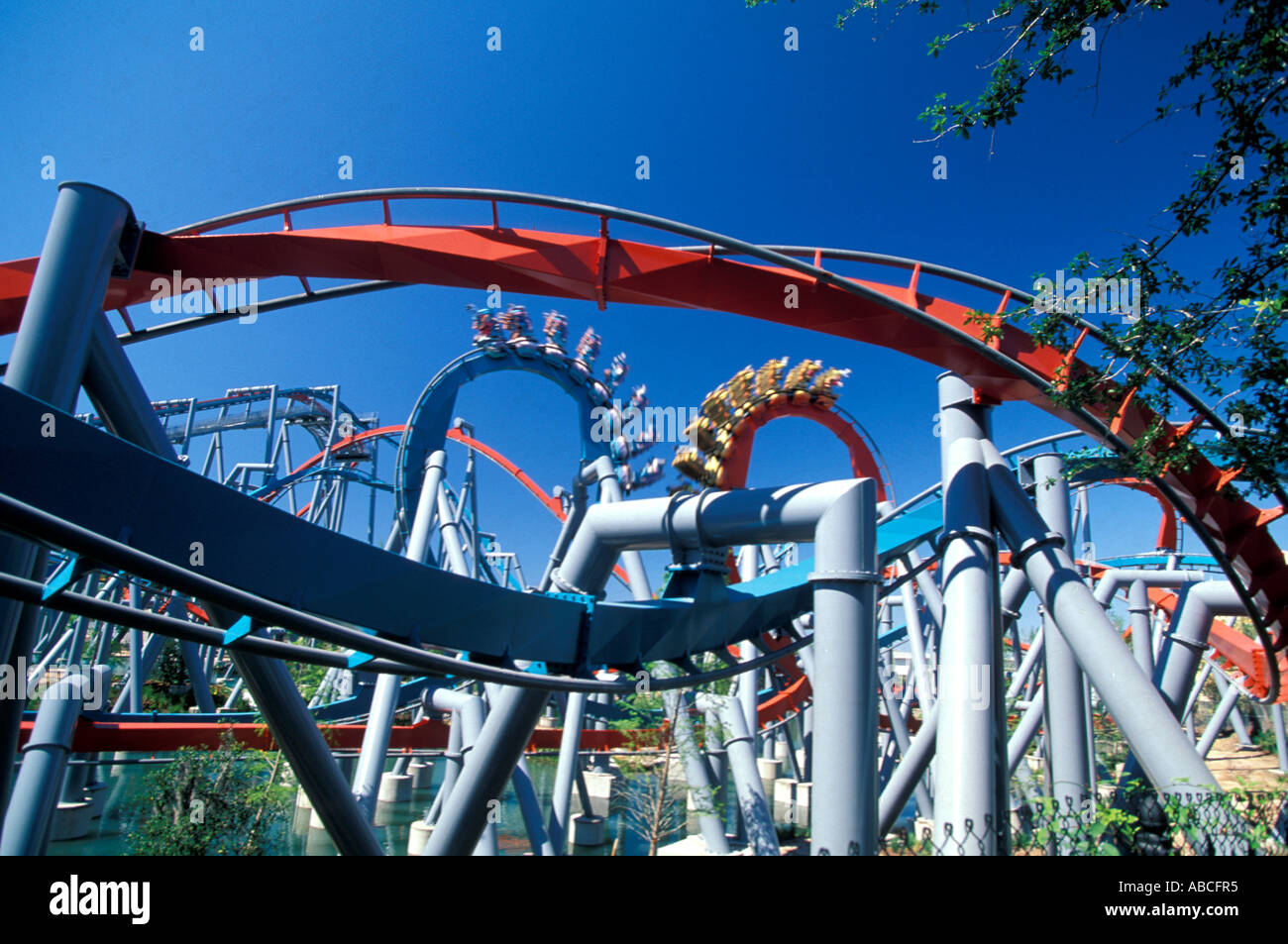 Dragon challenge orlando hi-res stock photography and images - Alamy