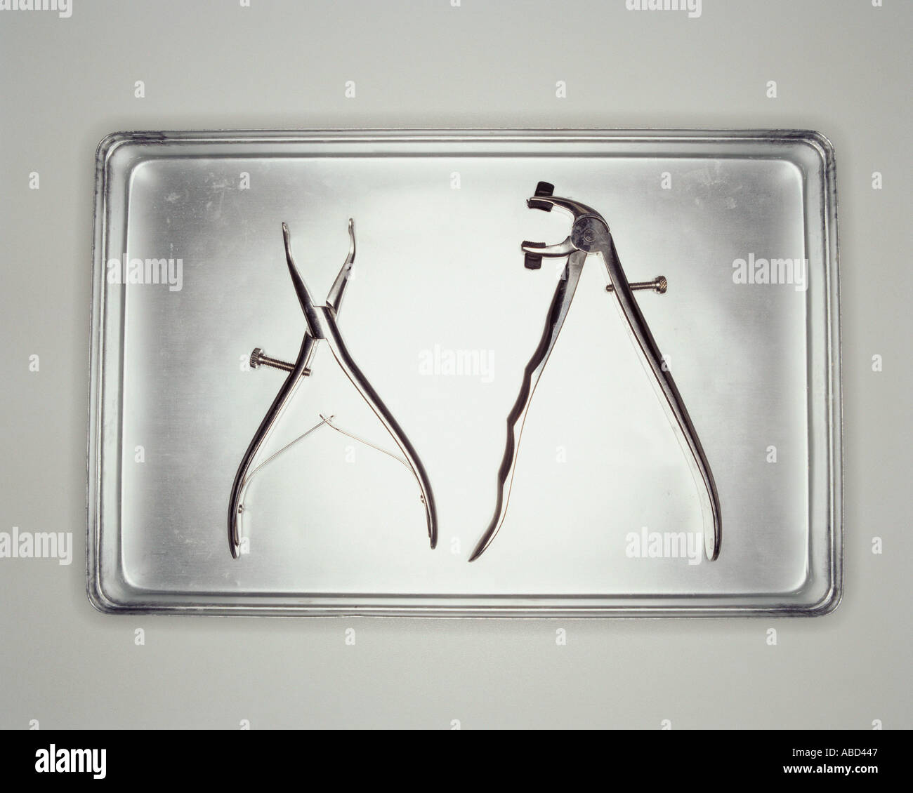 Medical tools on metal tray Stock Photo Alamy