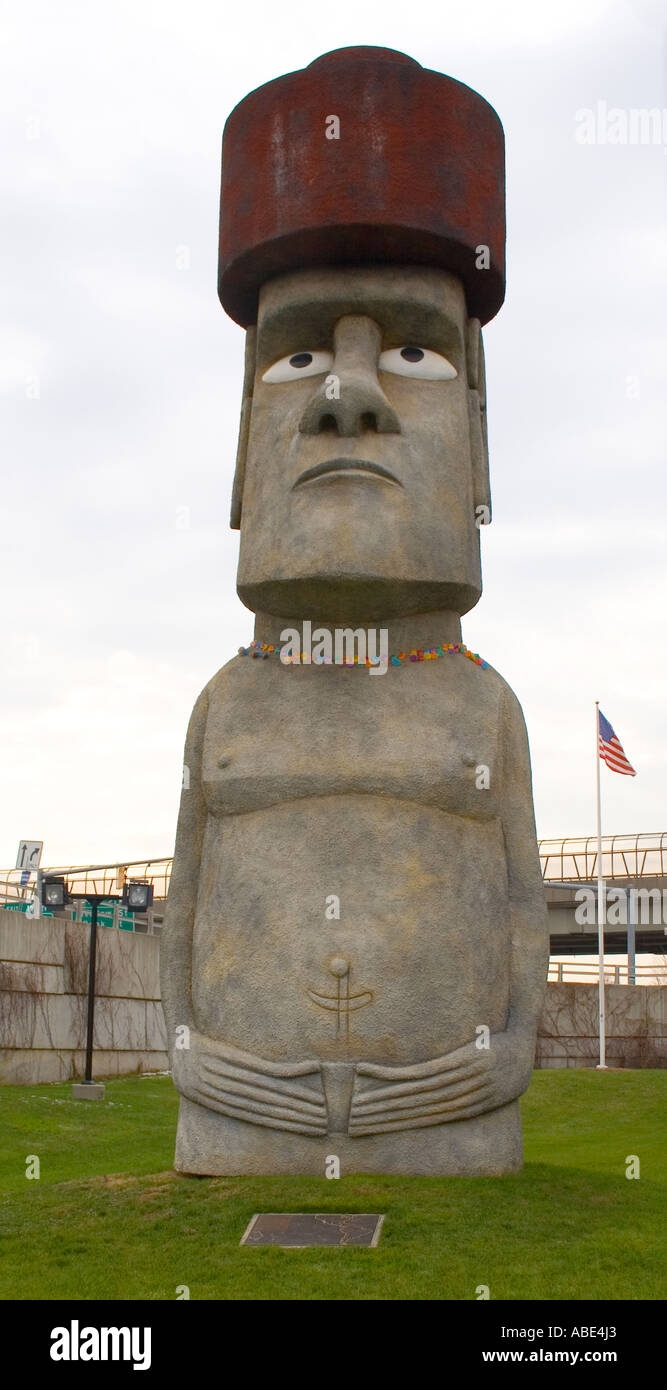 Easter Island Statue replica outside a mall in Waterbury Connecticut