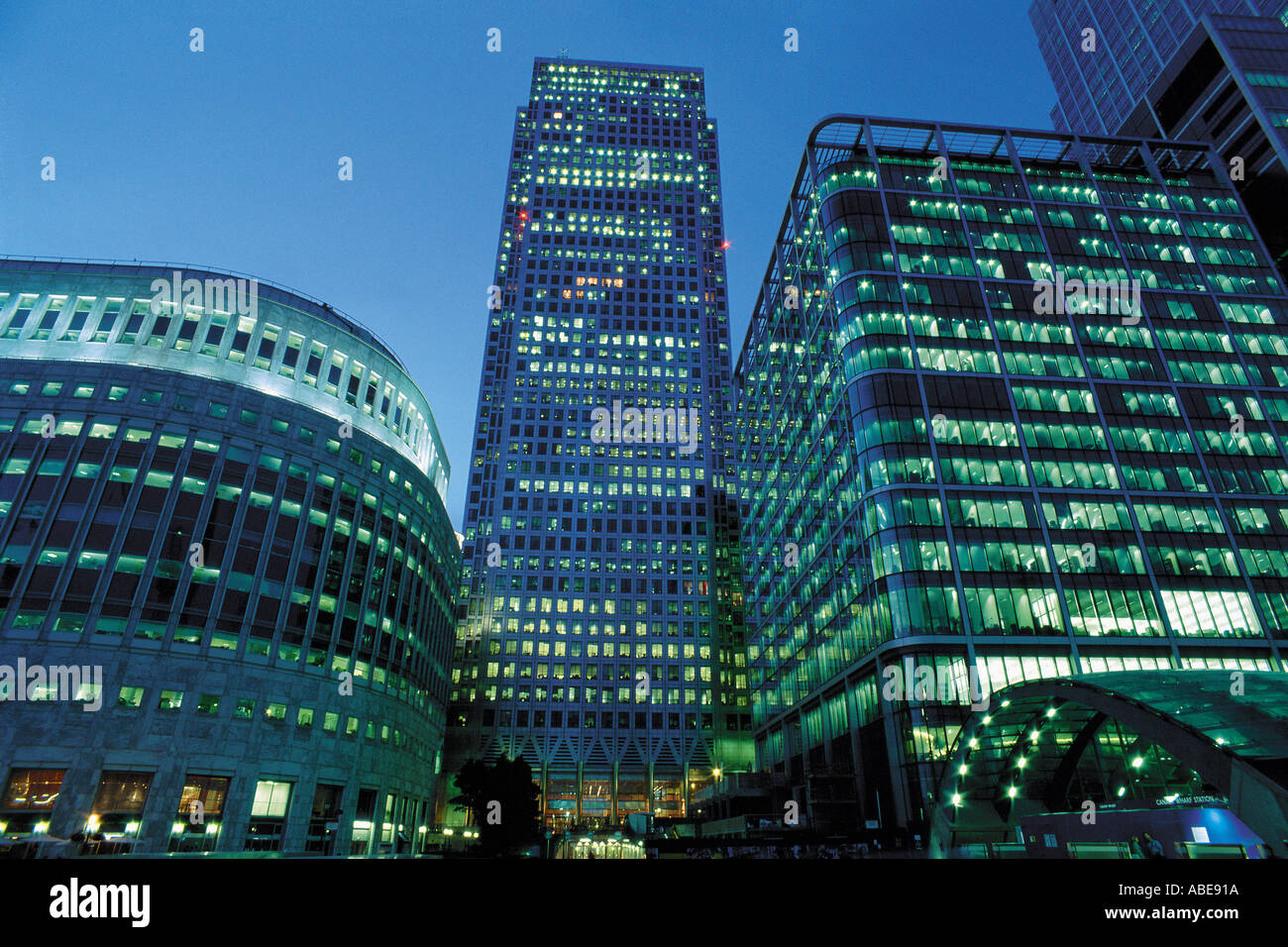 Canary wharf london history hi-res stock photography and images - Alamy