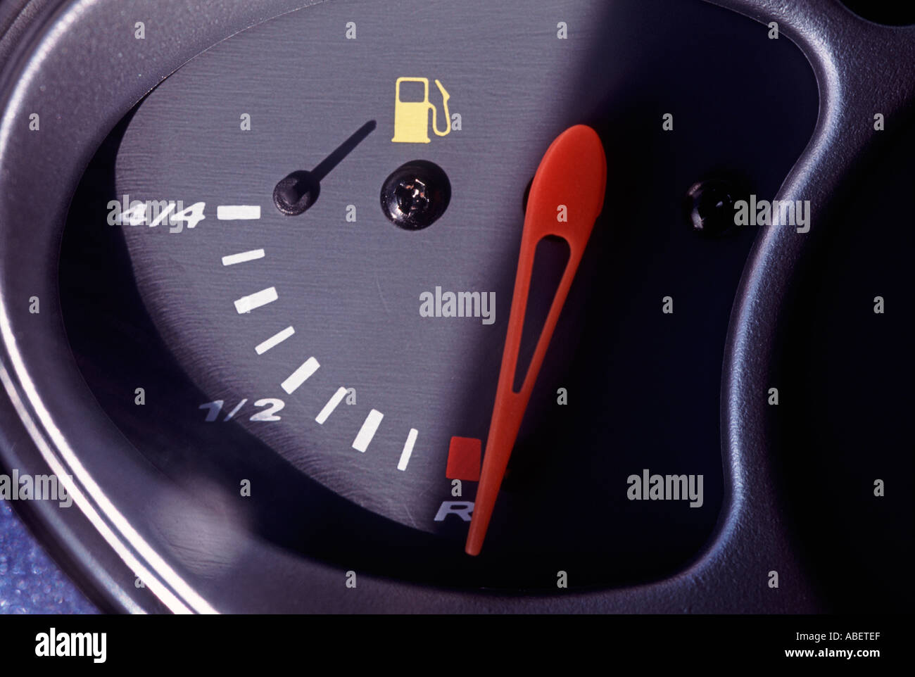 "Fuel gauge showing empty Stock Photo Alamy