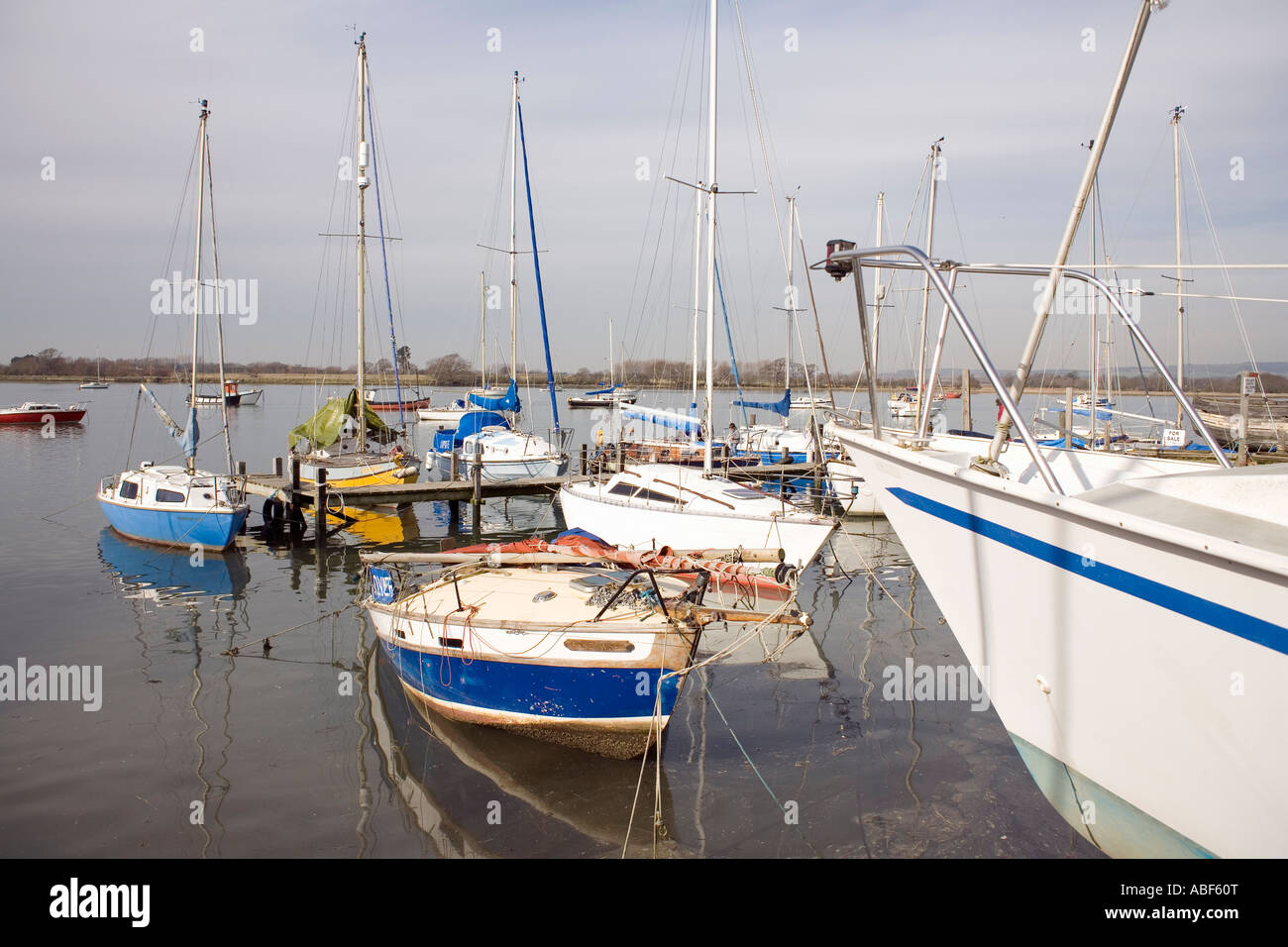 Boats at Dell Quay, Chichester Harbour, Sussex, England Stock Photo Alamy