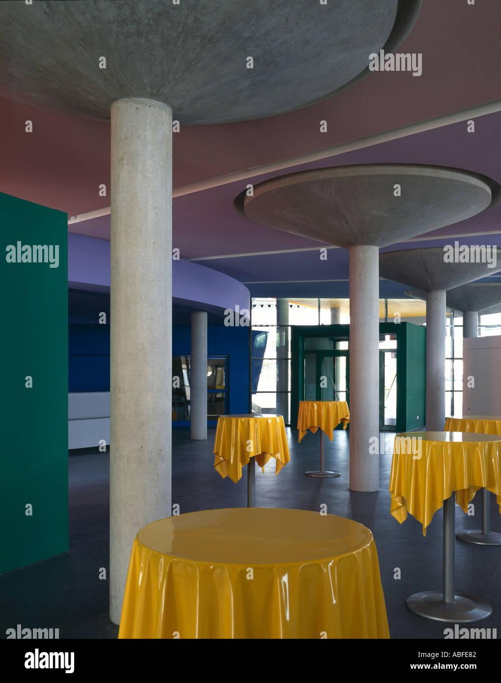 STO Distribution Centre, Hamburg. Architect: Michael Wilford and Partners Stock Photo