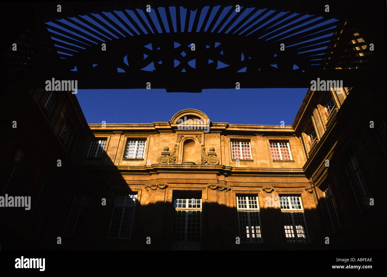 Aix en provence silhouette hi-res stock photography and images - Alamy