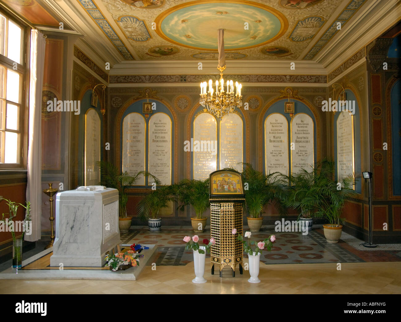 Tomb Of Executed Romanov Family St Petersburg Stock Photo Alamy