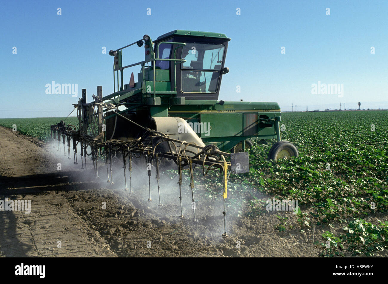 Pesticide cotton hires stock photography and images Alamy