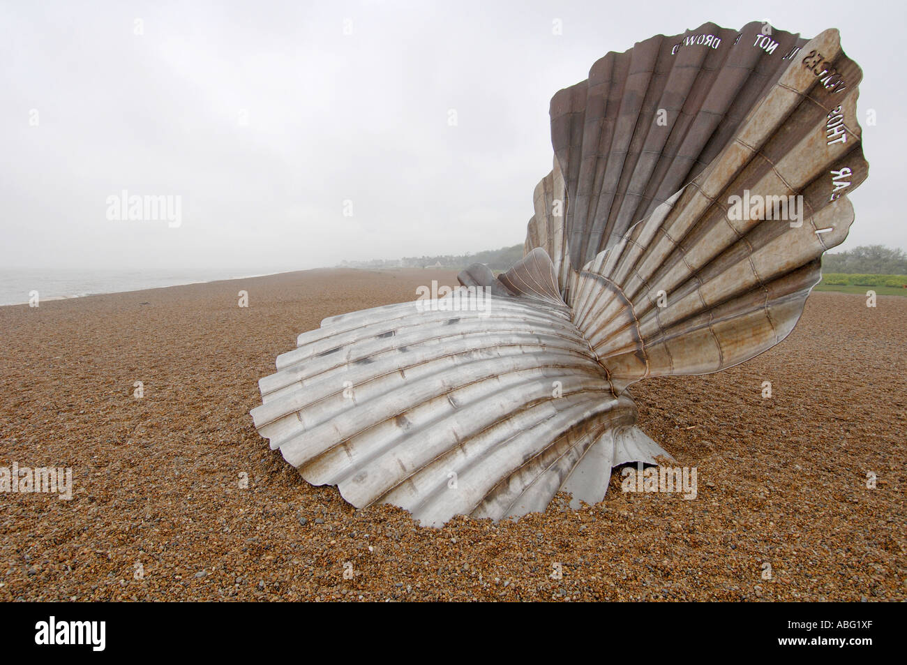 Scallop Sculpture, Aldeburgh, Suffolk, Beach, England Stock Photo Alamy