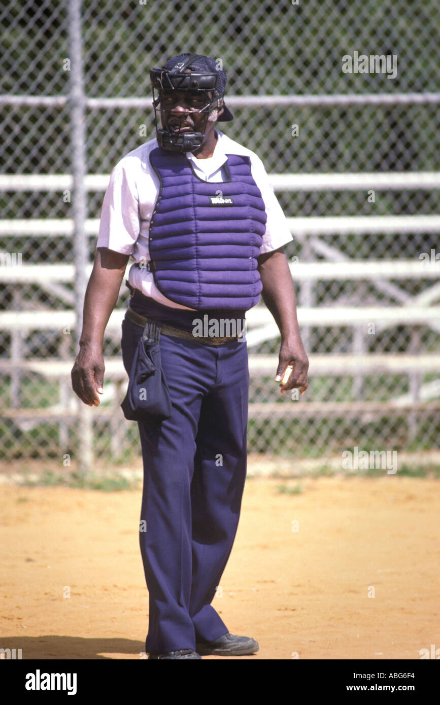 Download Umpire Mask High Resolution Stock Photography And Images Alamy PSD Mockup Templates