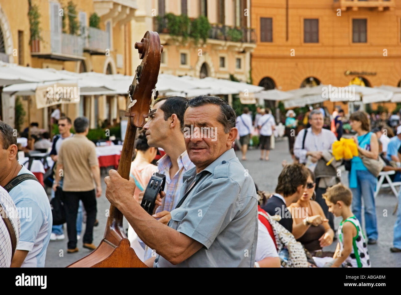 Traditional performers entertain locals Piazza Navona Rome Italy Stock ...