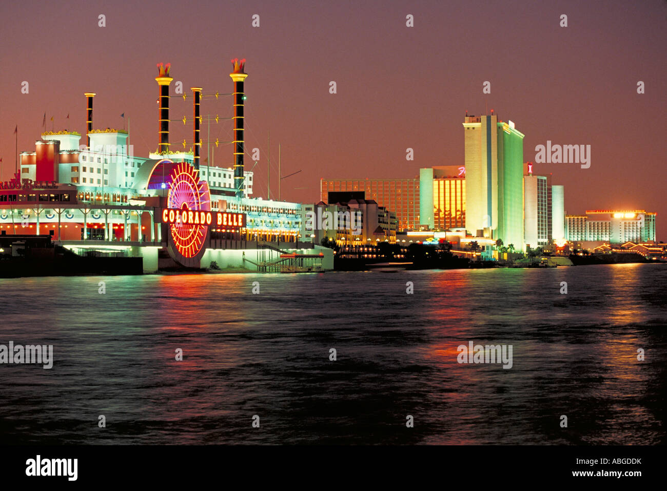 Elk251 3456 Nevada Laughlin Colorado River hotels and casinos at night  Stock Photo - Alamy, image size:1300x956