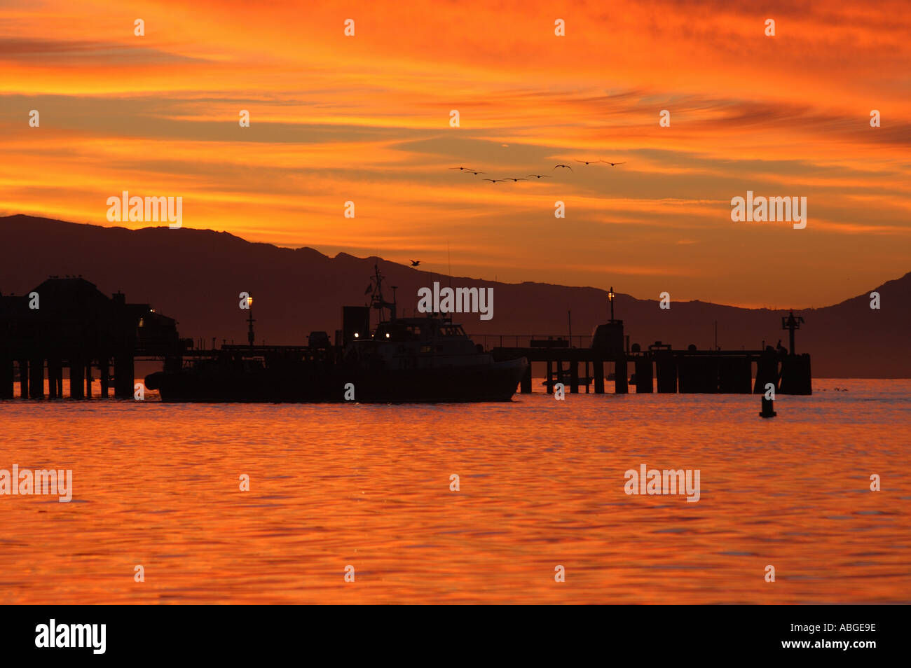 Stearns wharf silhouette hi-res stock photography and images - Alamy