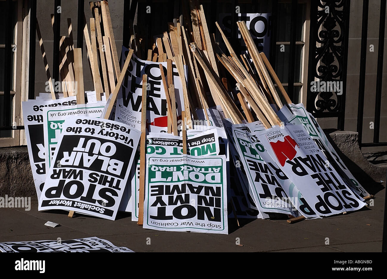 Discarded placards after London anti war demo 2003 Photo by John Robertson Stock Photo