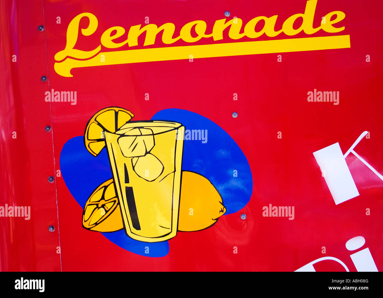 Lemonade sign with illustration of a glass of lemonade Stock Photo Alamy