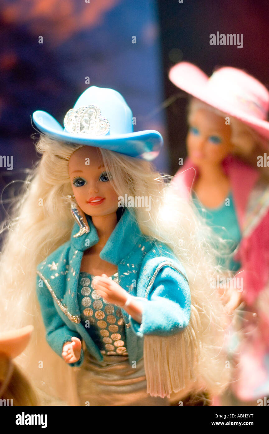 Horse Loving Skipper barbie doll 1983, Mattel Barbie fashion dolls Stock  Photo - Alamy