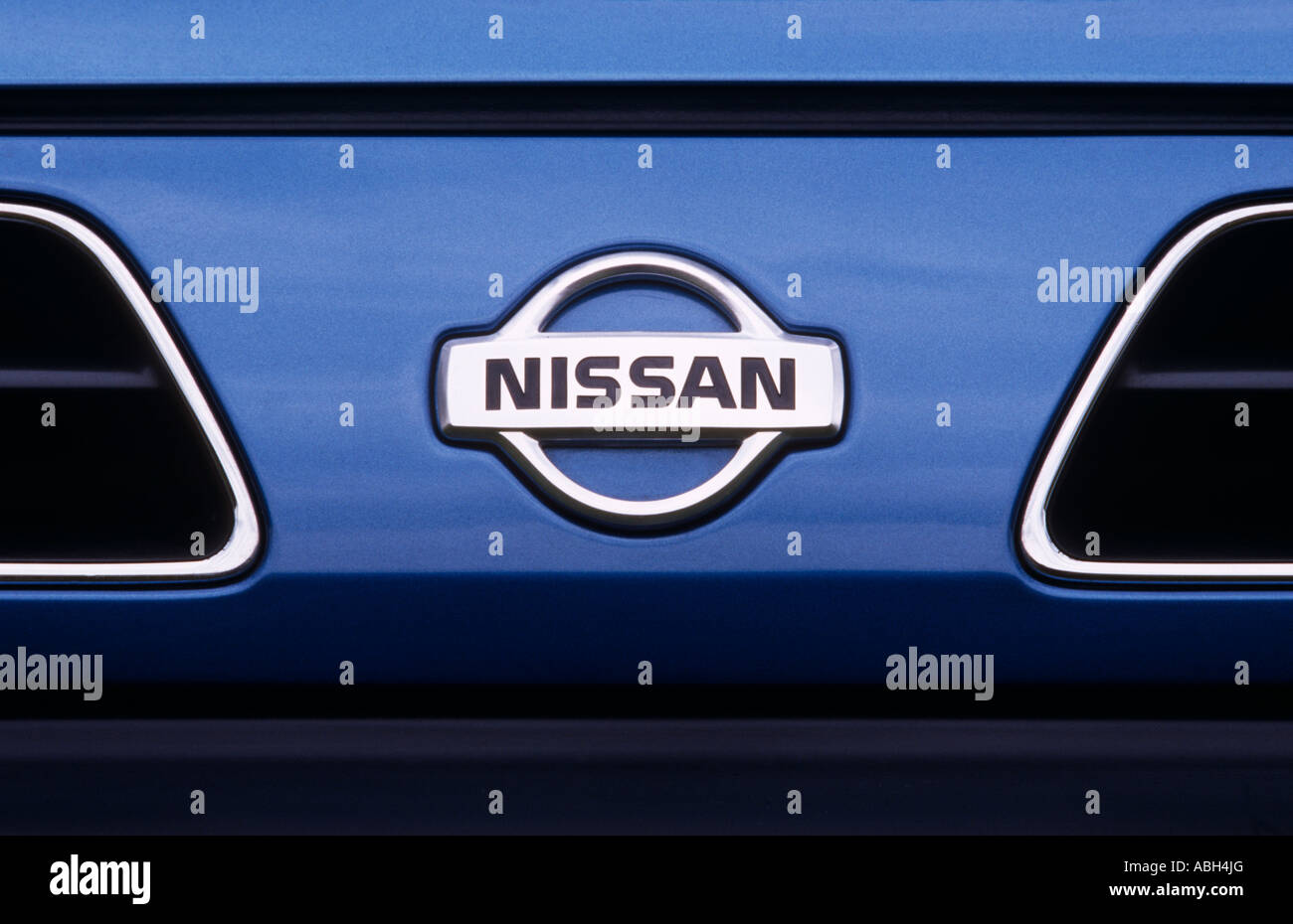 Nissan Primera badge 1996 model year Stock Photo