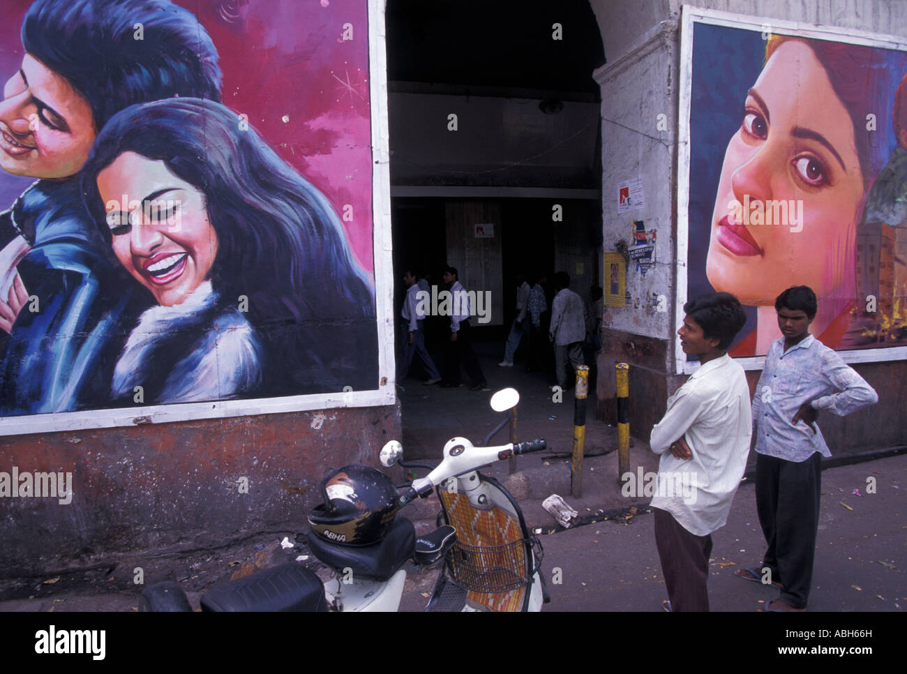 INDIA Delhi Handpainted cinema hordings at Connaught Circle Stock Photo