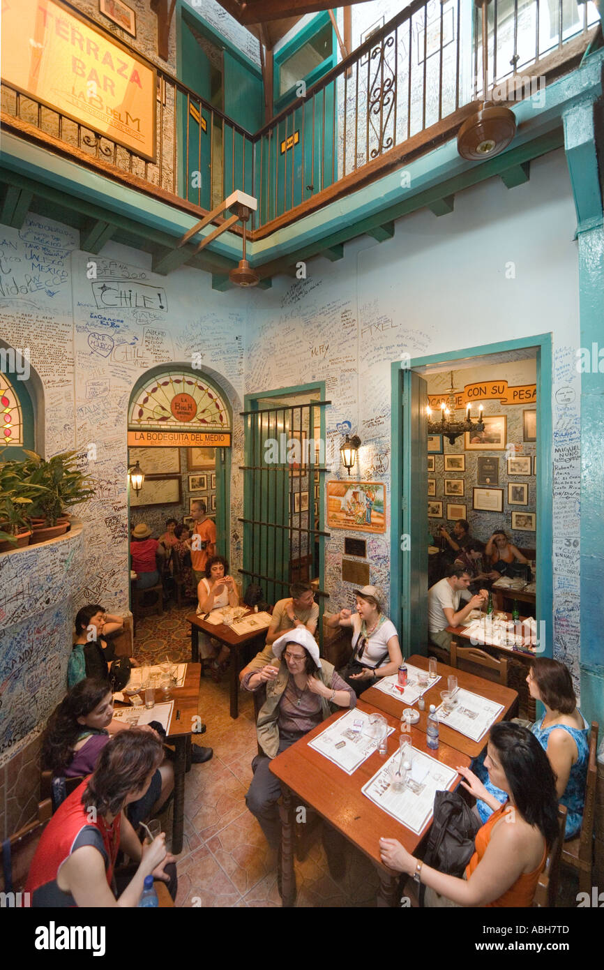 La Bodeguita del Medio Restaurant, which has Ernest Hemingway connections, Habana Vieja, Havana, Cuba, Caribbean Stock Photo