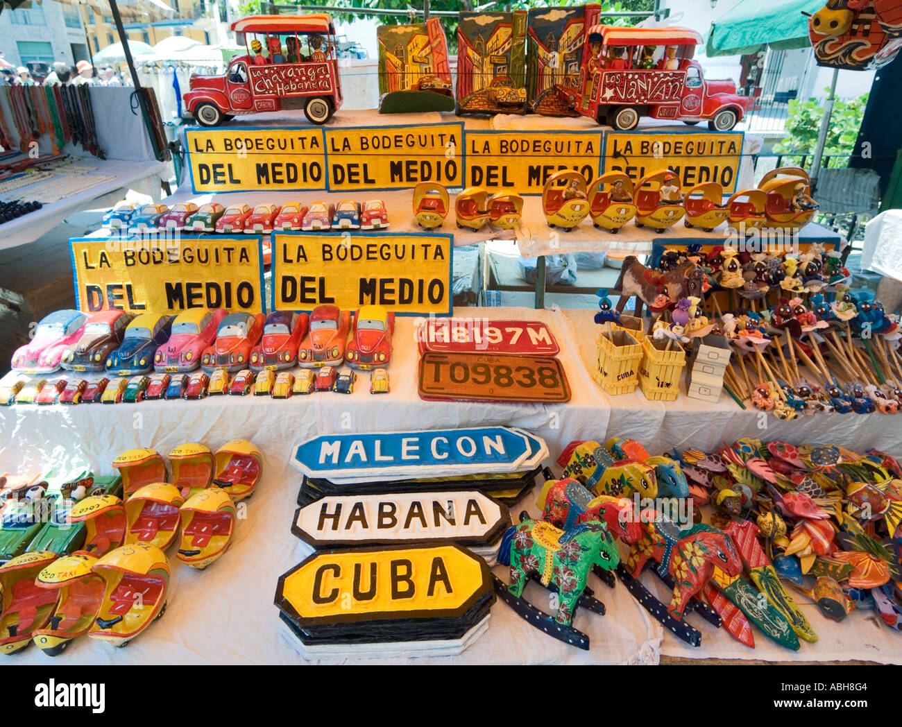 Mercado de la Catedral (Cathedral Market), Habana Vieja, Havana, Cuba, Caribbean Stock Photo
