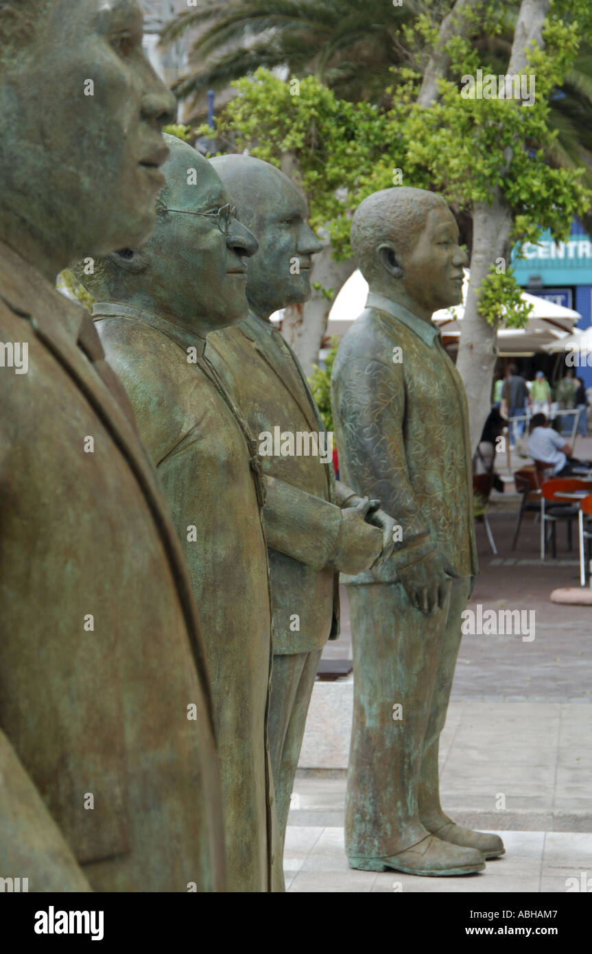 Statues at the V A Waterfront in Cape Town South Africa Stock Photo Alamy