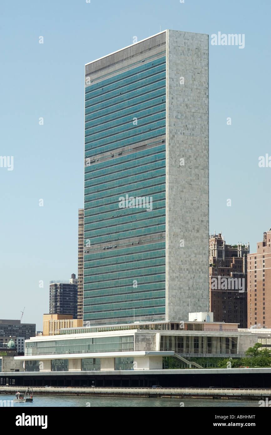 United nations building / New York Headquarters International territory ...