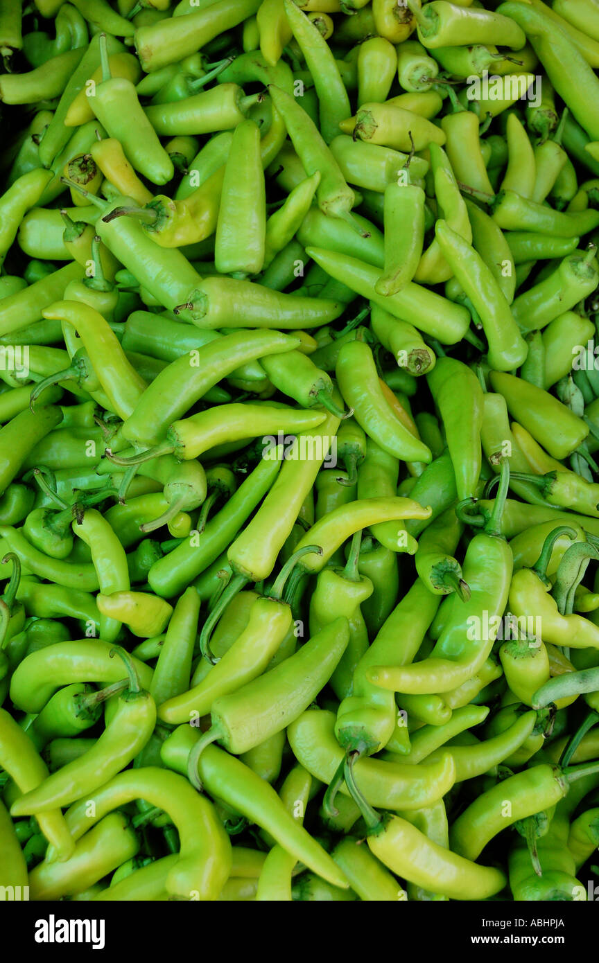 Lots of green chillies hi-res stock photography and images - Alamy