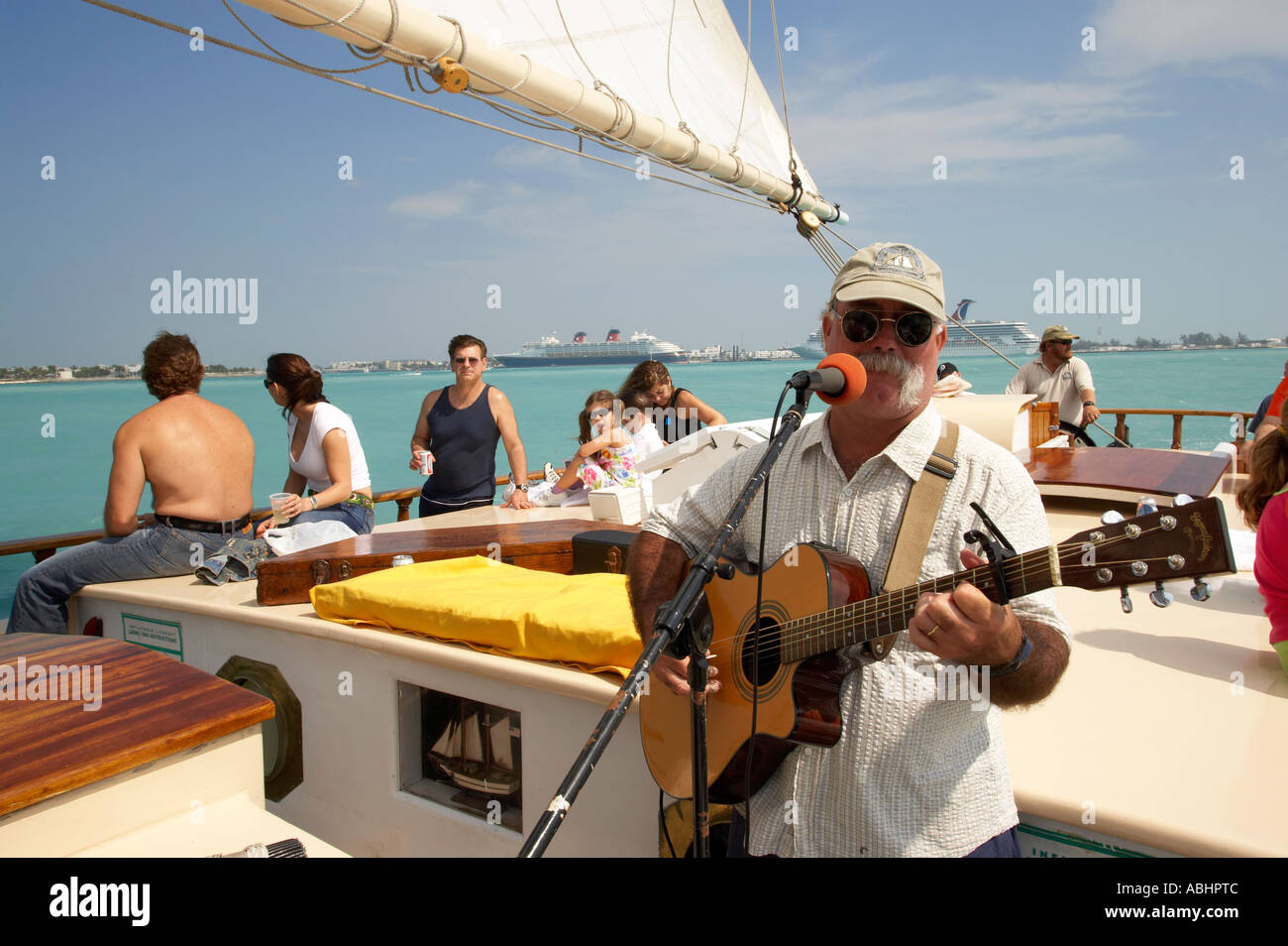 Schooner western union key west hi-res stock photography and images - Alamy