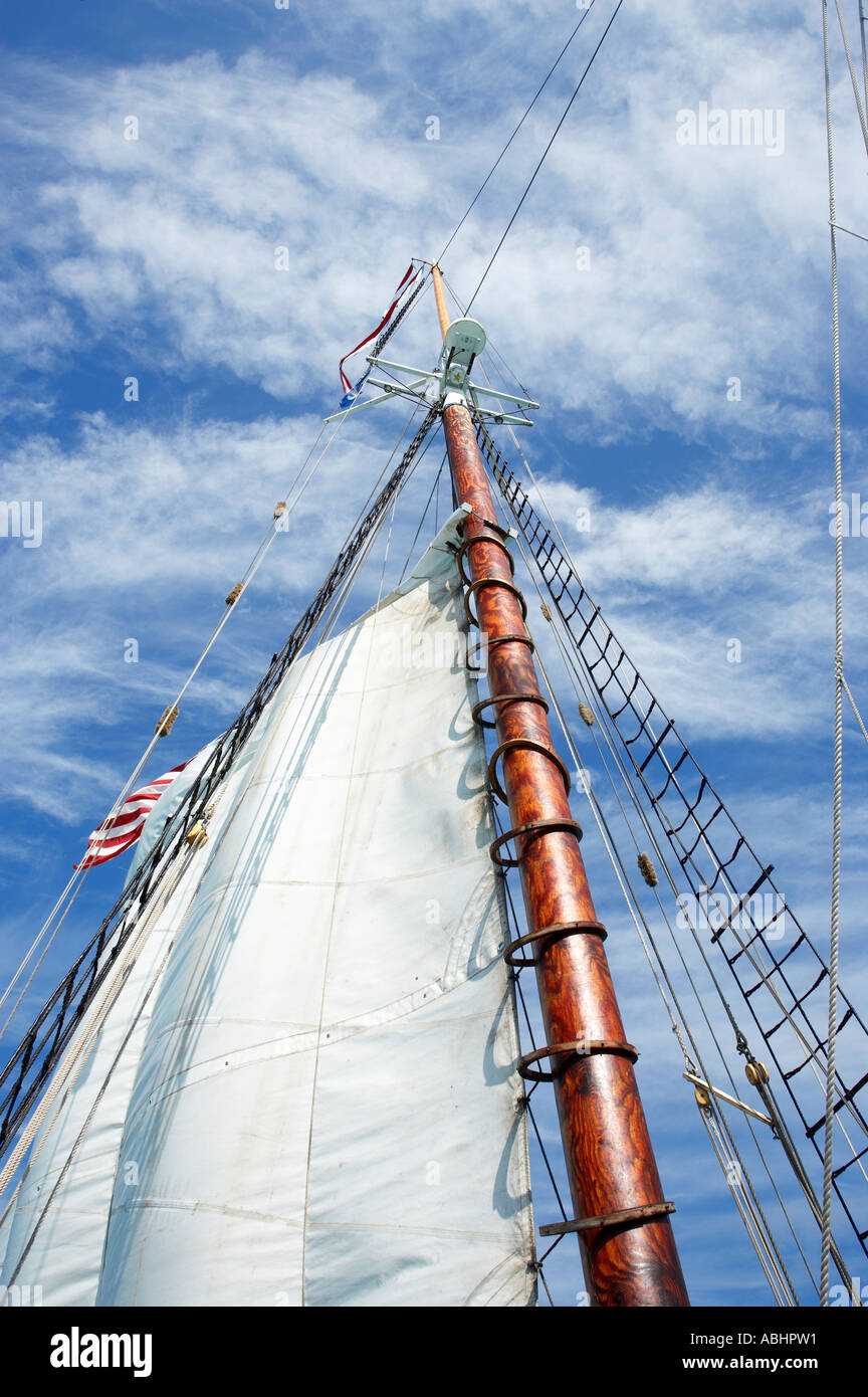 The schooner Western Union at sunset, … – License image – 70404854 ❘  lookphotos