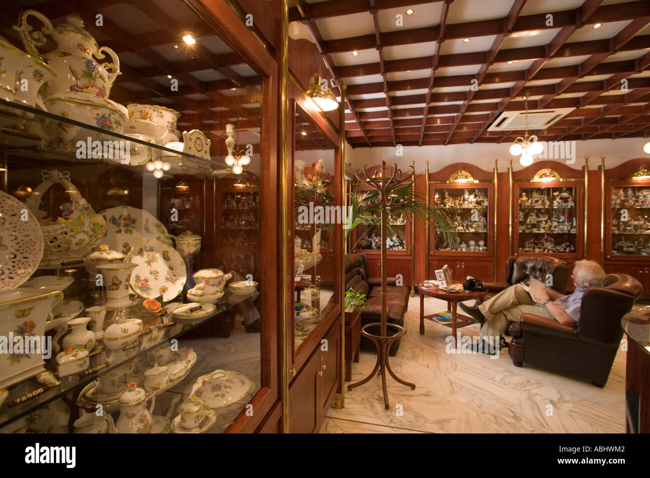 Donaumetropole hires stock photography and images Alamy