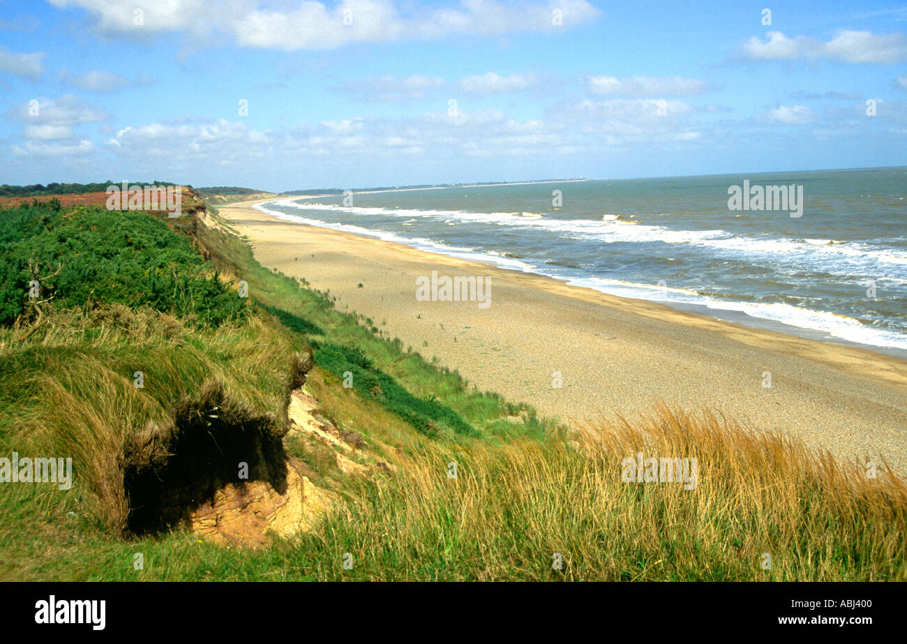 Suffolk Cliffs Sandy beach in england hi-res stock photography and images - Alamy