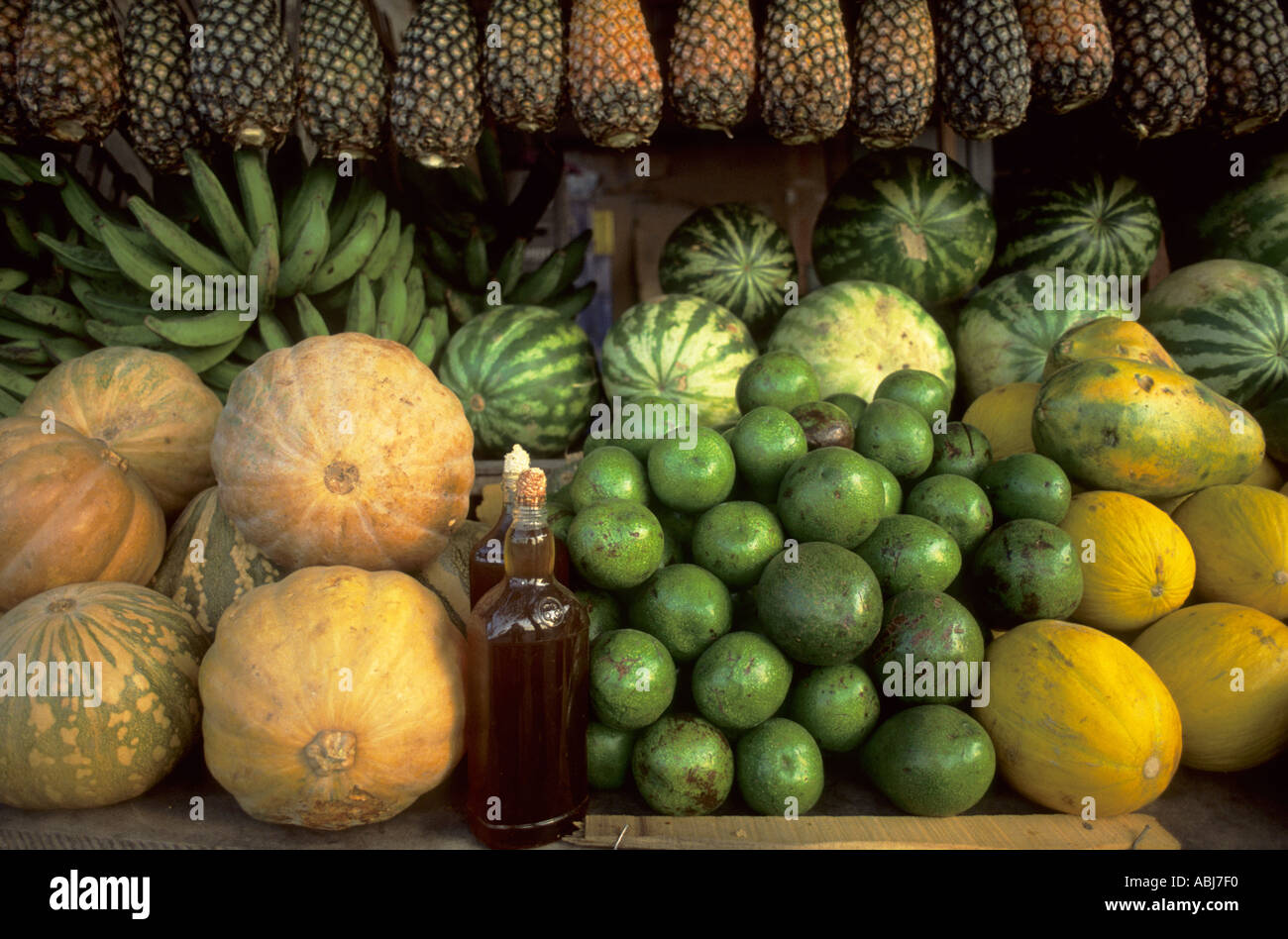 Mamao hi-res stock photography and images - Page 2 - Alamy