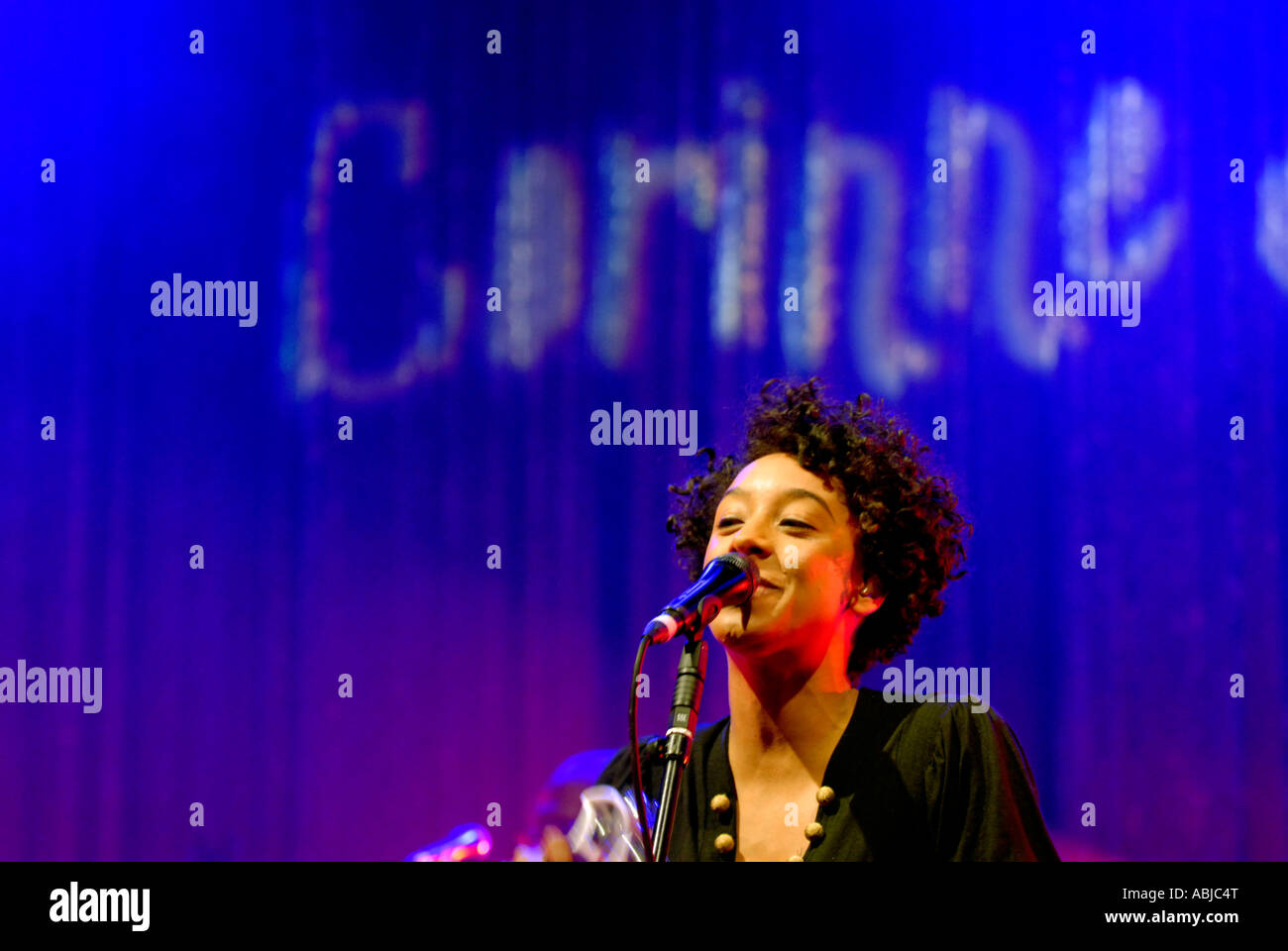 Corrine Bailey Rae in concert Stock Photo - Alamy