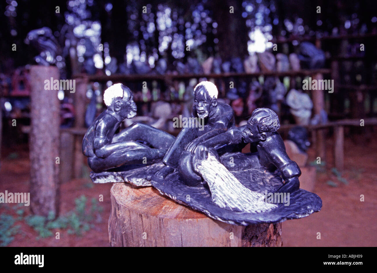Soapstone carvings hires stock photography and images Alamy