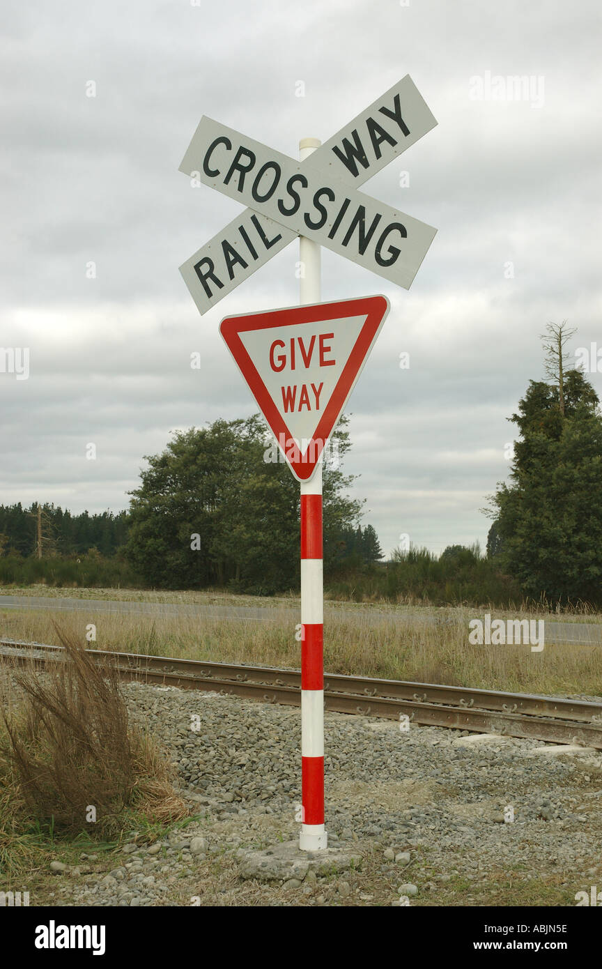 Railway crossing sign Stock Photo - Alamy