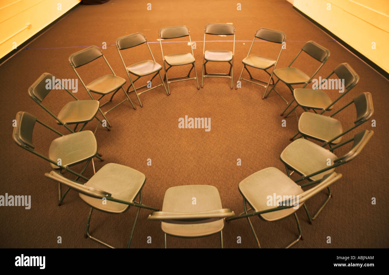 Empty Folding Chairs In Circle Stock Photo Alamy