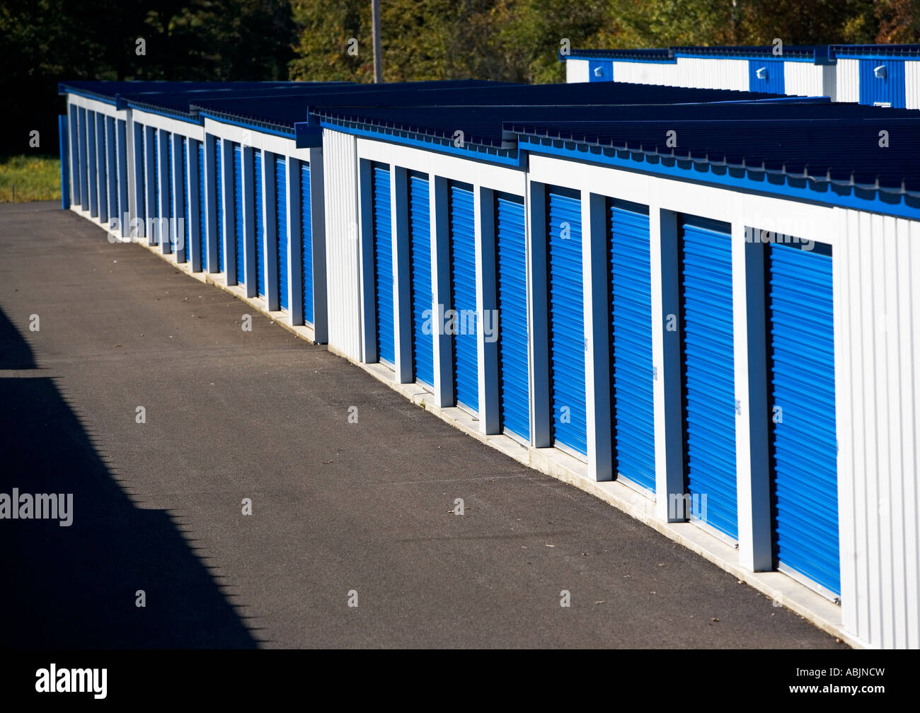 Storage units hires stock photography and images Alamy