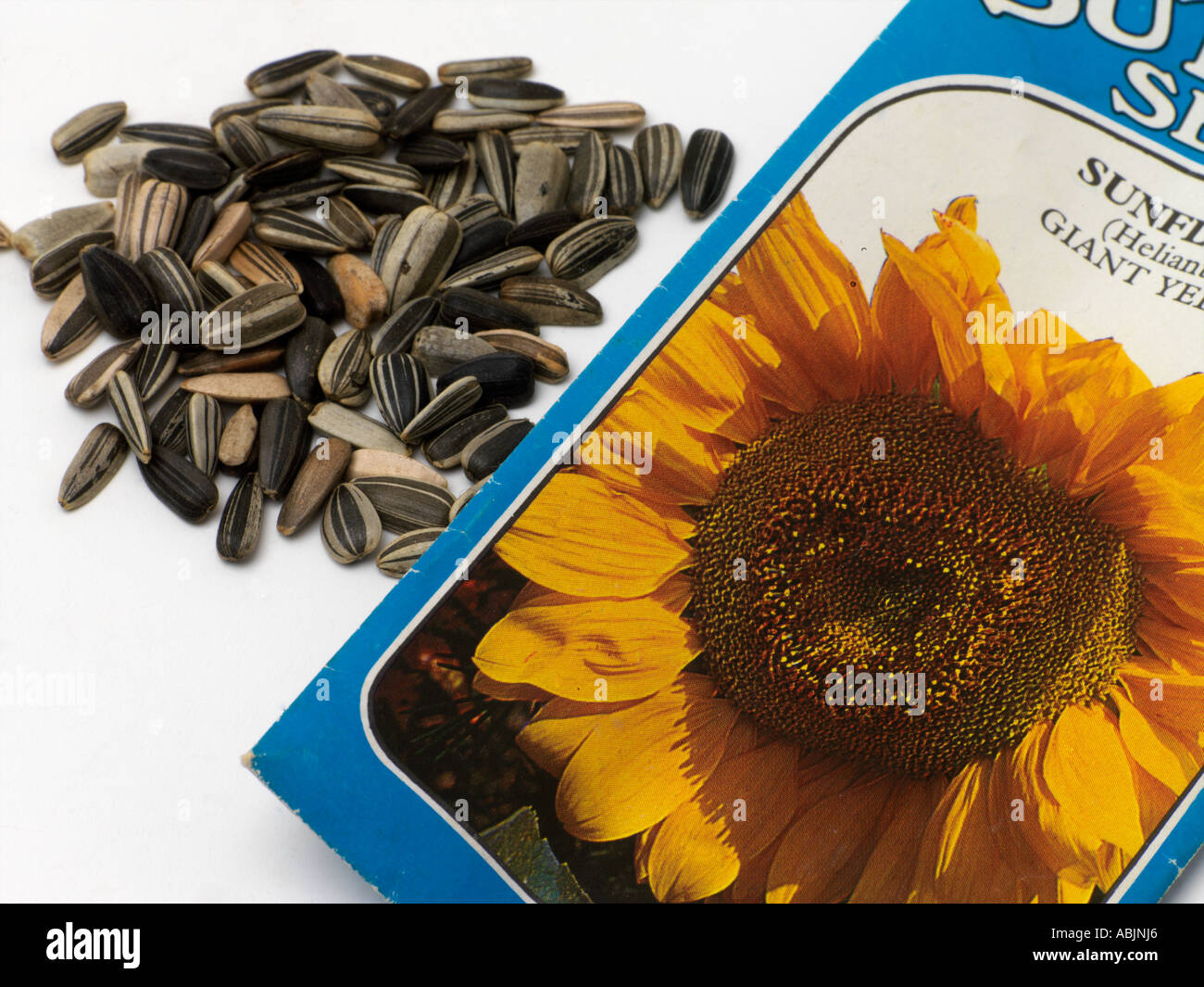Sunflower seeds packet hi-res stock photography and images - Alamy