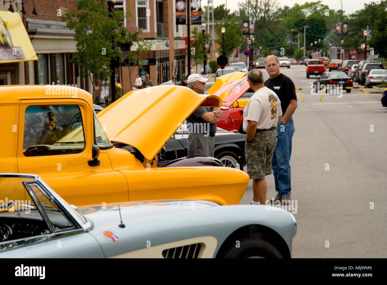 Small Town USA Car Show Stock Photo Alamy