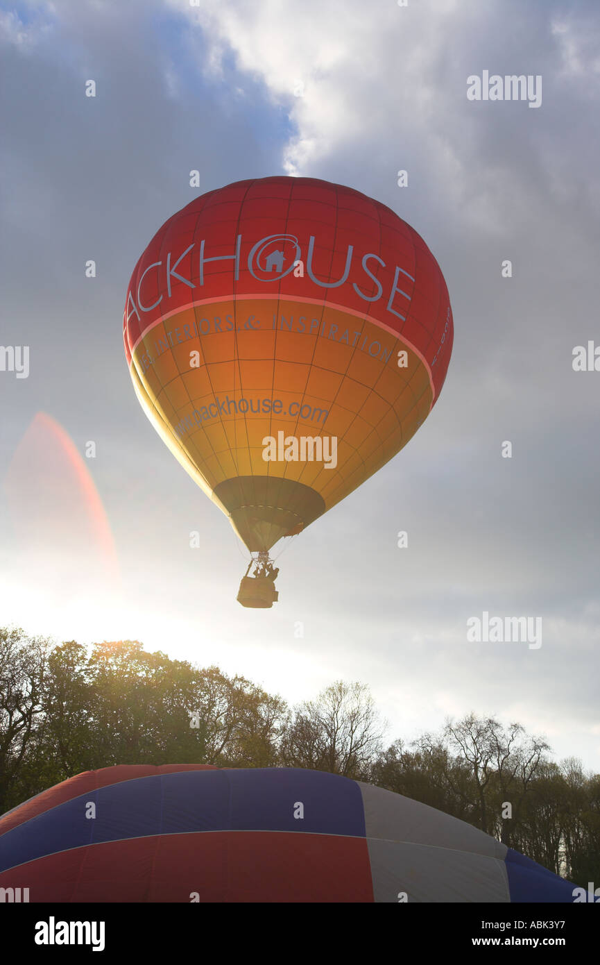 Hot air balloon against evening sunlight Stock Photo Alamy