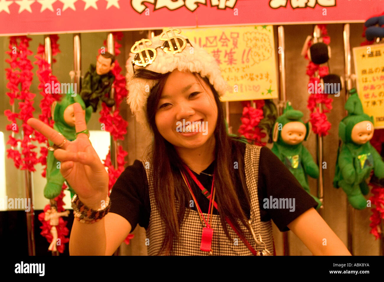 japanese girl peace sign Stock Photo