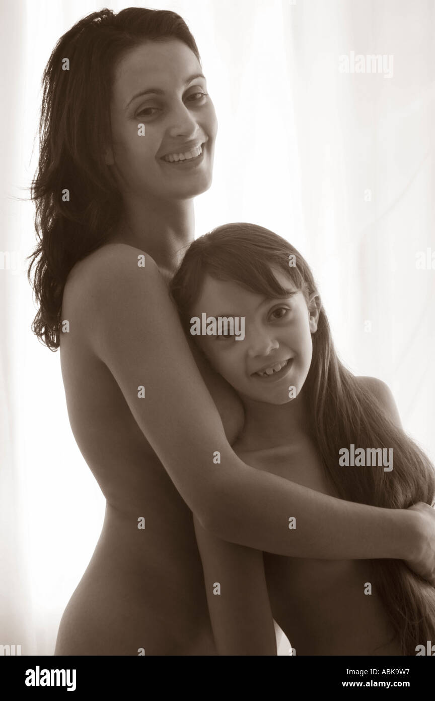 Moms And Daughters Naked Together