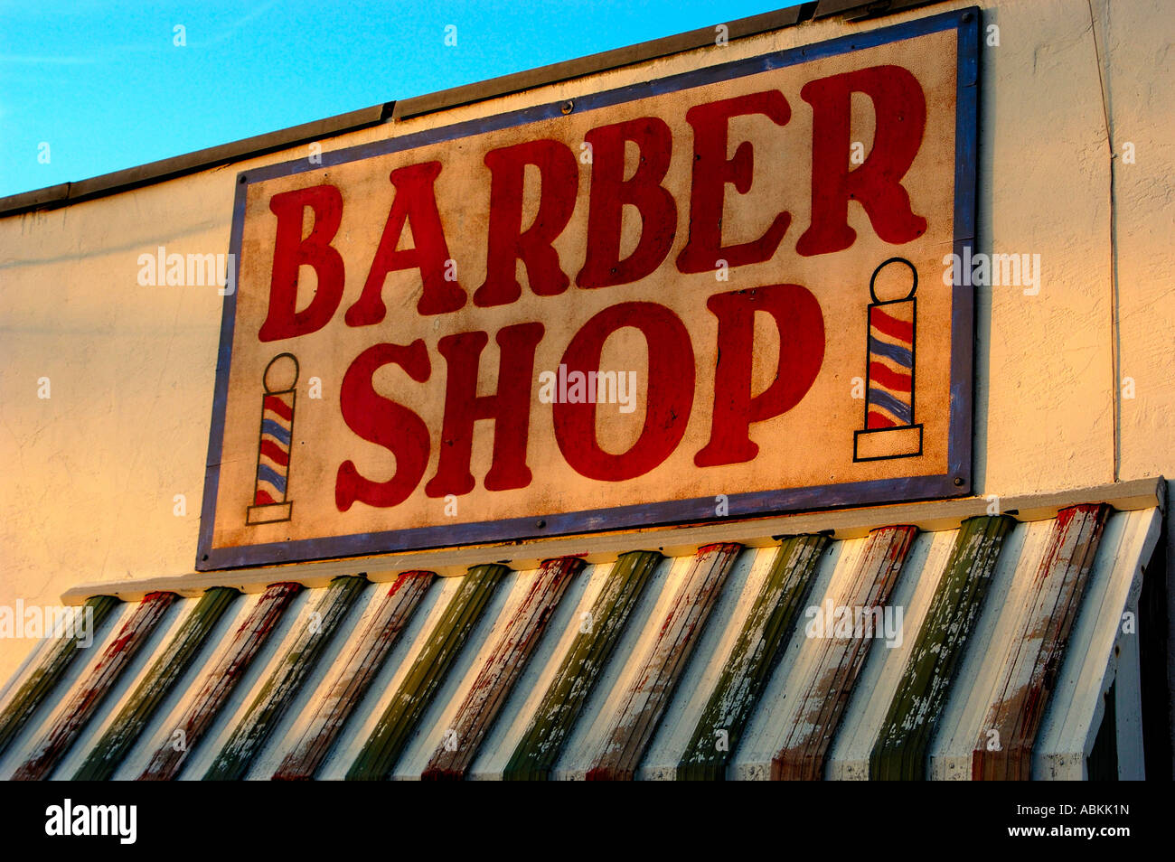 Barber shop signs hires stock photography and images Alamy