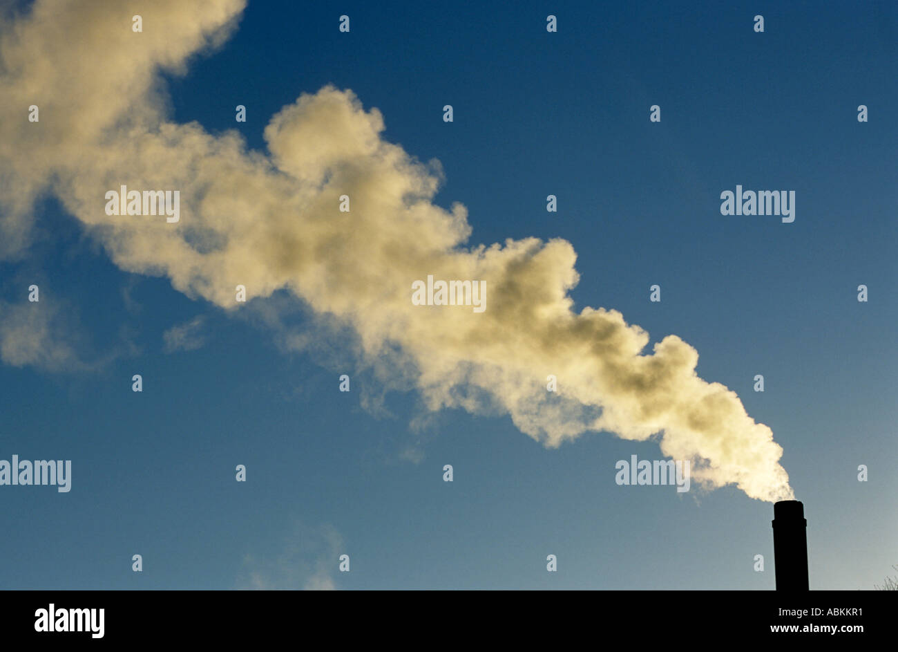 Manchester Industrial Unit Suffers Major Fire | Fire Protection Association Australia