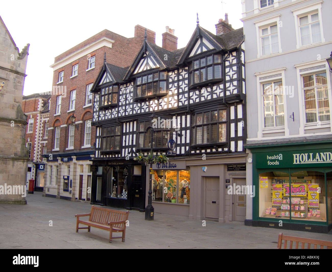 Shrewsbury high street hi-res stock photography and images - Alamy