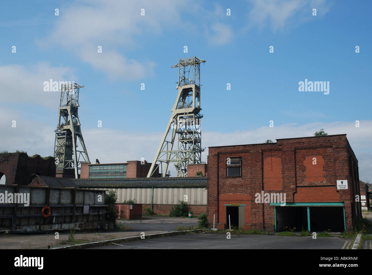 Winding gear of the abandoned Clipstone Colliery, Mansfield in Nottingham, England Stock Photo