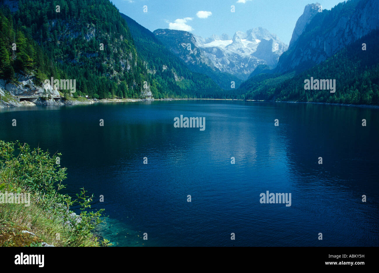 The beautiful lake hi-res stock photography and images - Alamy