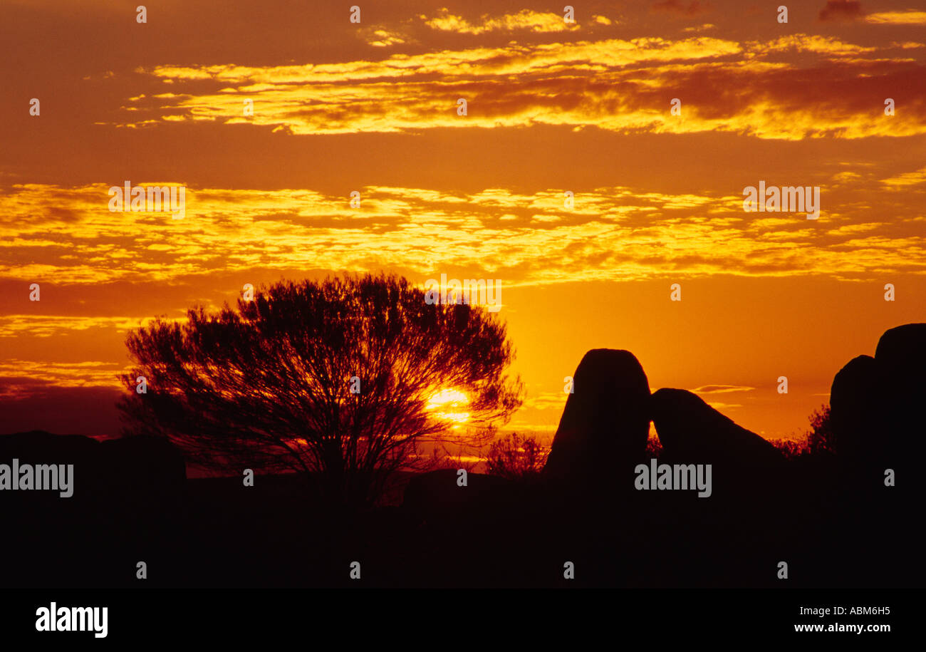 Sunset paints the Australian outback sky with the gaudiest of hues, Tibooburra, outback NSW, Australia Stock Photo